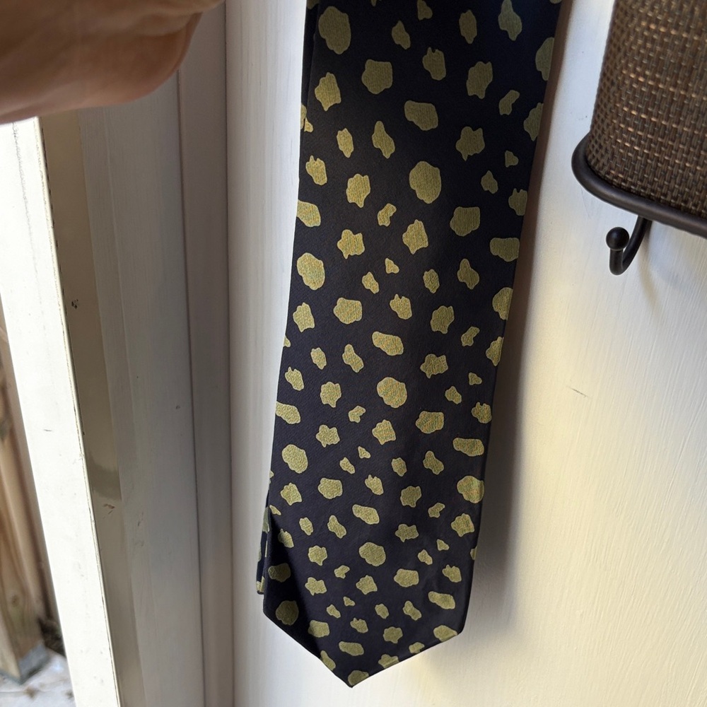 SILK Giorgio ArmaniNavy  Blue and Green Patterned Tie